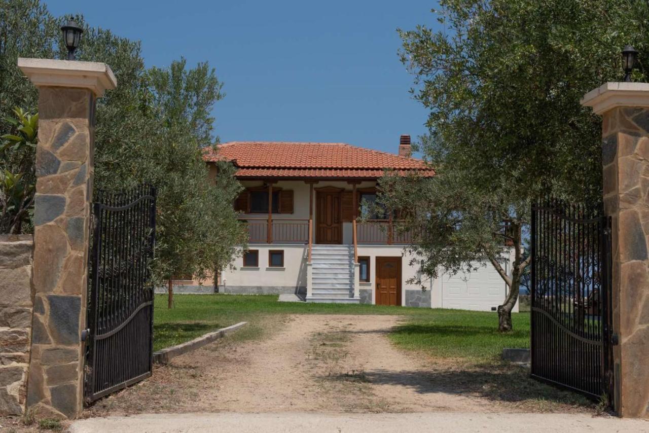 Villa Ilyos Ierissós Esterno foto